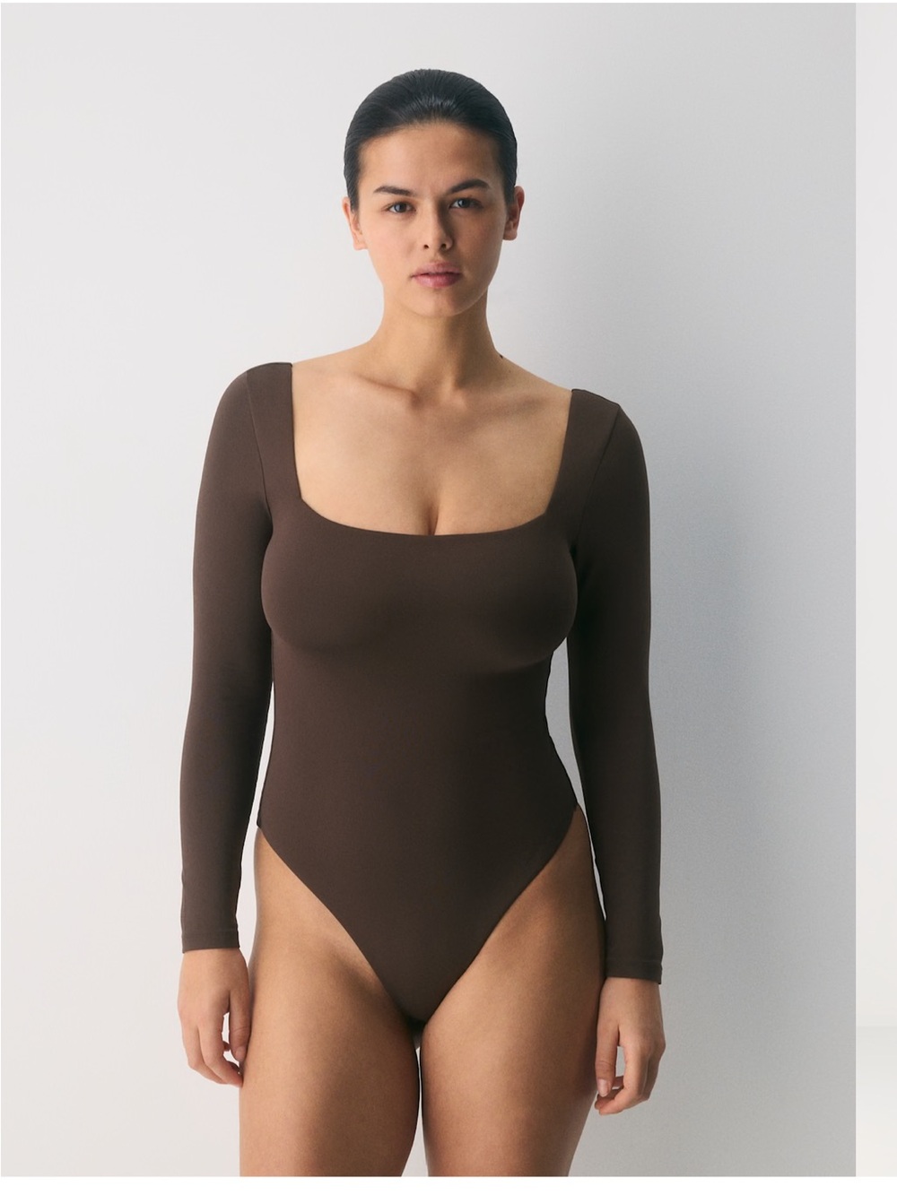 Aritzia babaton contour body suit